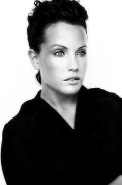 Ilse Nel Showreel headshot